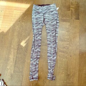 NWT. Victoria’s Secret Sport Knockout Leggings.